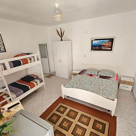Aeria Rooms Химара Экстерьер фото